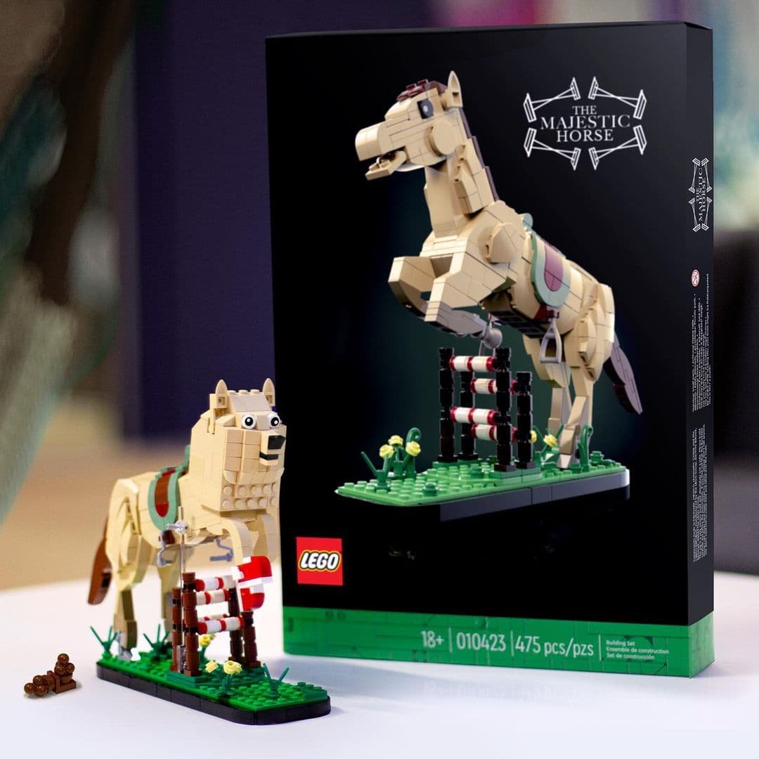 The Majestic Horse LEGO set (#010423-1)
