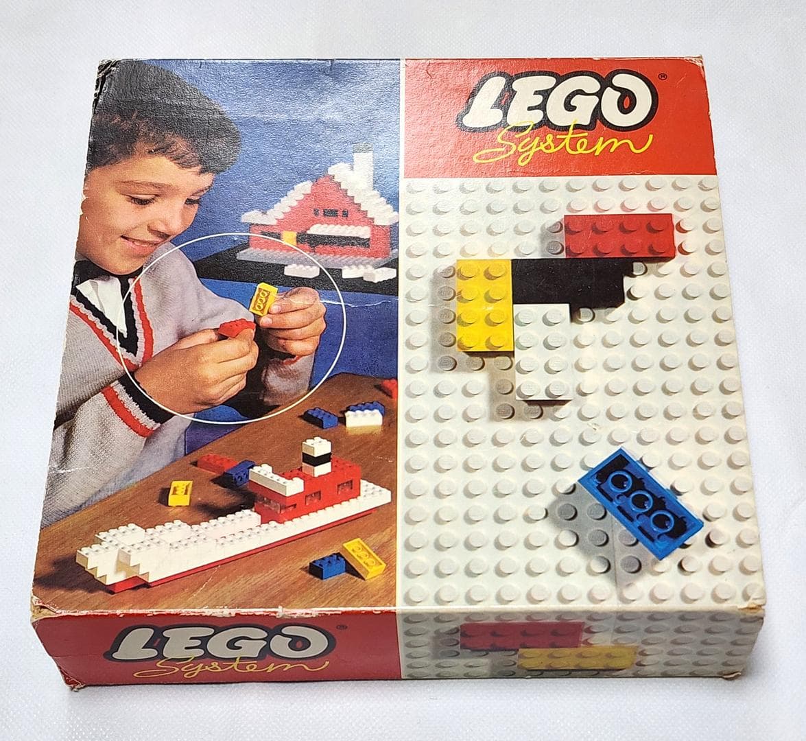 Basic Building Set in Cardboard LEGO set (#020-1)