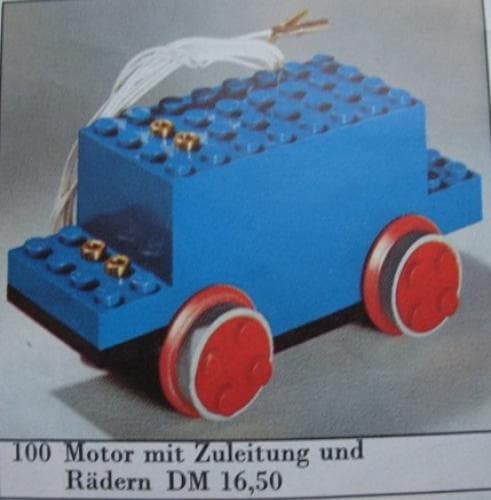 4.5V Motor with Wheels (Large Version) LEGO set (#100-2)