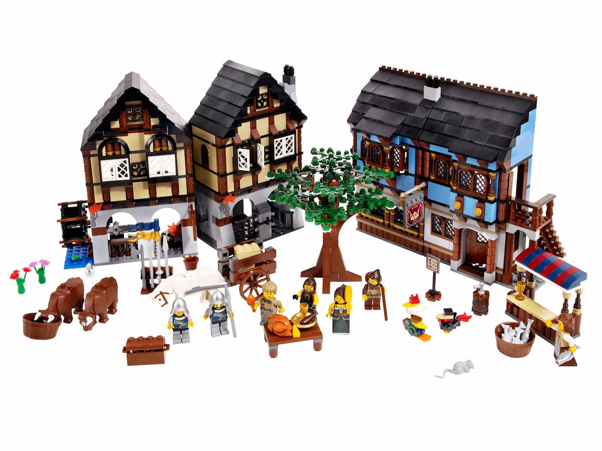 Medieval Market Village LEGO set (#10193-1)
