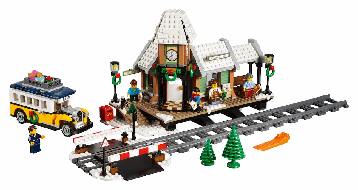 Winter Village Station LEGO set (#10259-1)