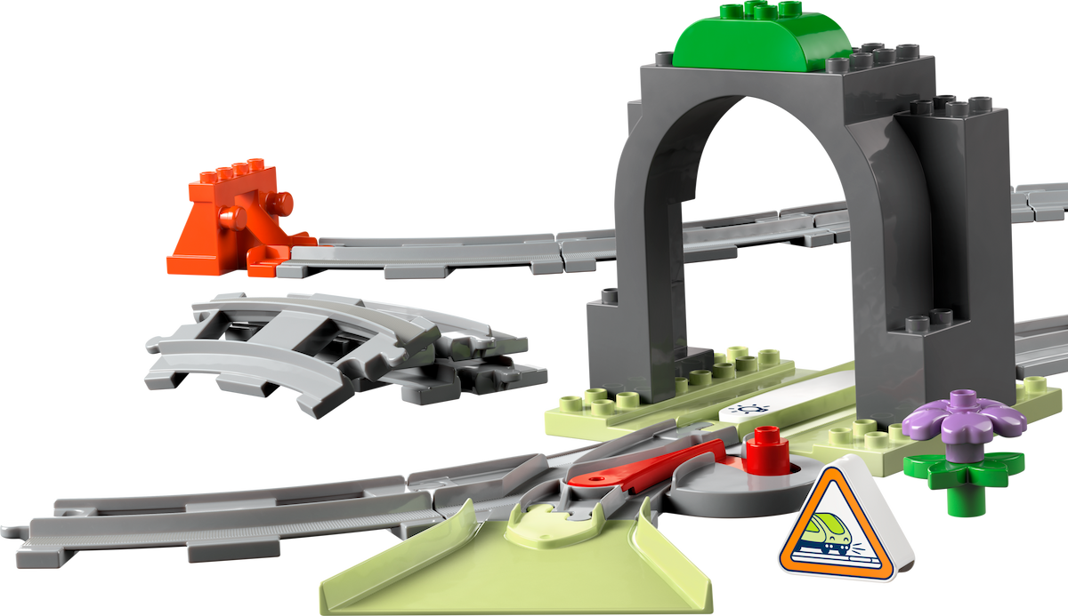 Train Tunnel and Tracks Expansion Set LEGO set (#10425-1)