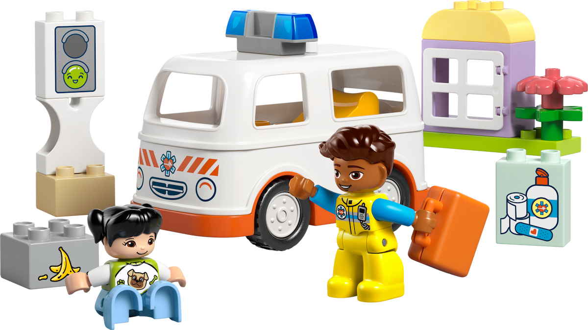 Ambulance & Driver LEGO set (#10447-1)