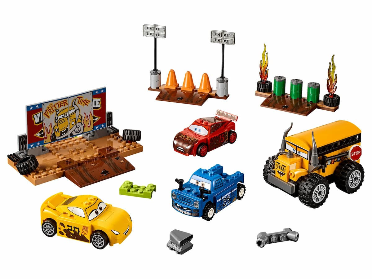 Thunder Hollow Crazy 8 Race LEGO set (#10744-1)