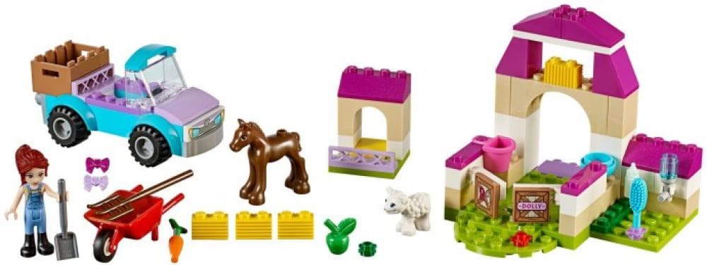 Mia's Farm Suitcase LEGO set (#10746-1)