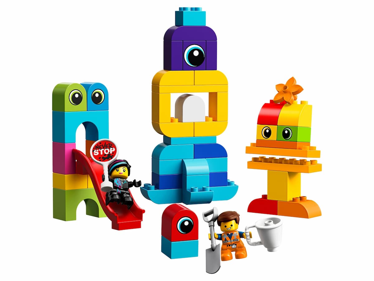 Emmet and Lucy's Visitors from the DUPLO Planet LEGO set (#10895-1)