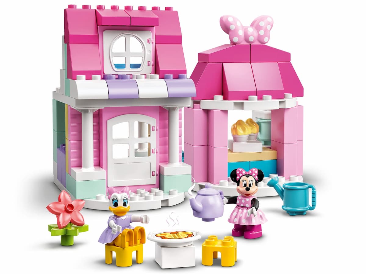 Minnie's House and Café LEGO set (#10942-1)