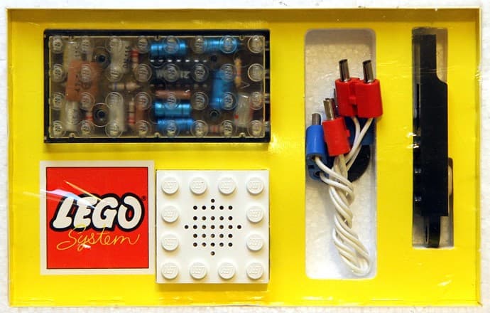 Electronic Control Unit (Forward/Backward - Stop) LEGO set (#139-1)