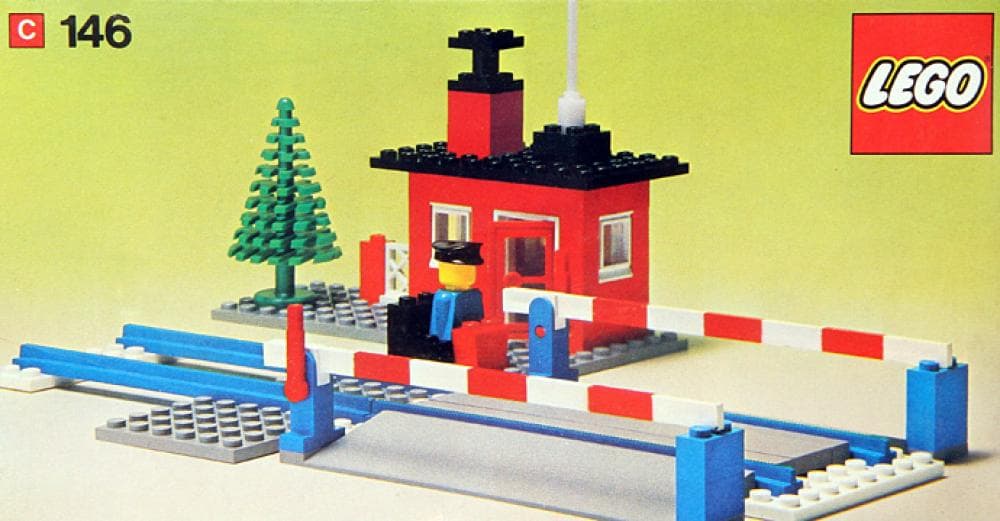 Level Crossing LEGO set (#146-1)