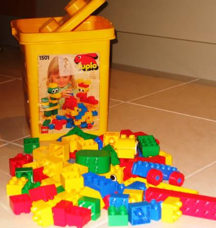 Yellow Bucket LEGO set (#1501-1)