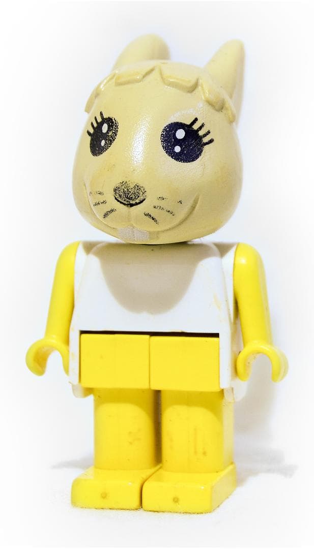 Fabuland Figure Bunny 3 - Orzoro Nestlé Promotional polybag LEGO set (#198575-3)