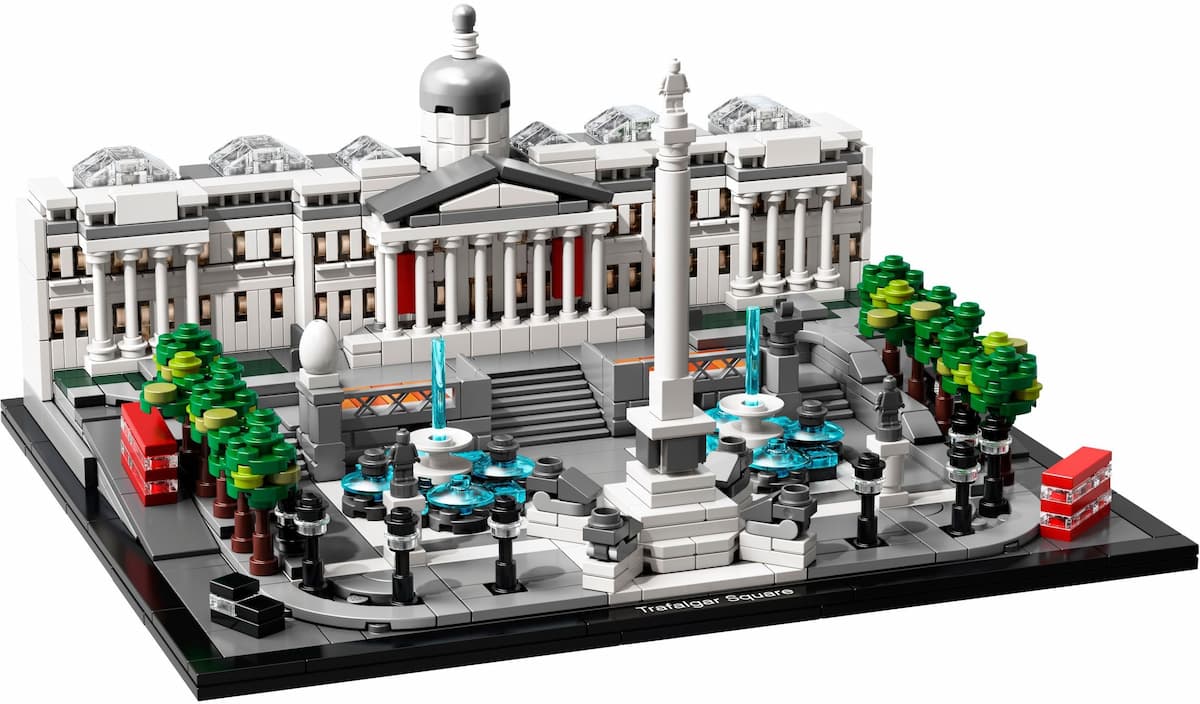 Trafalgar Square LEGO set (#21045-1)