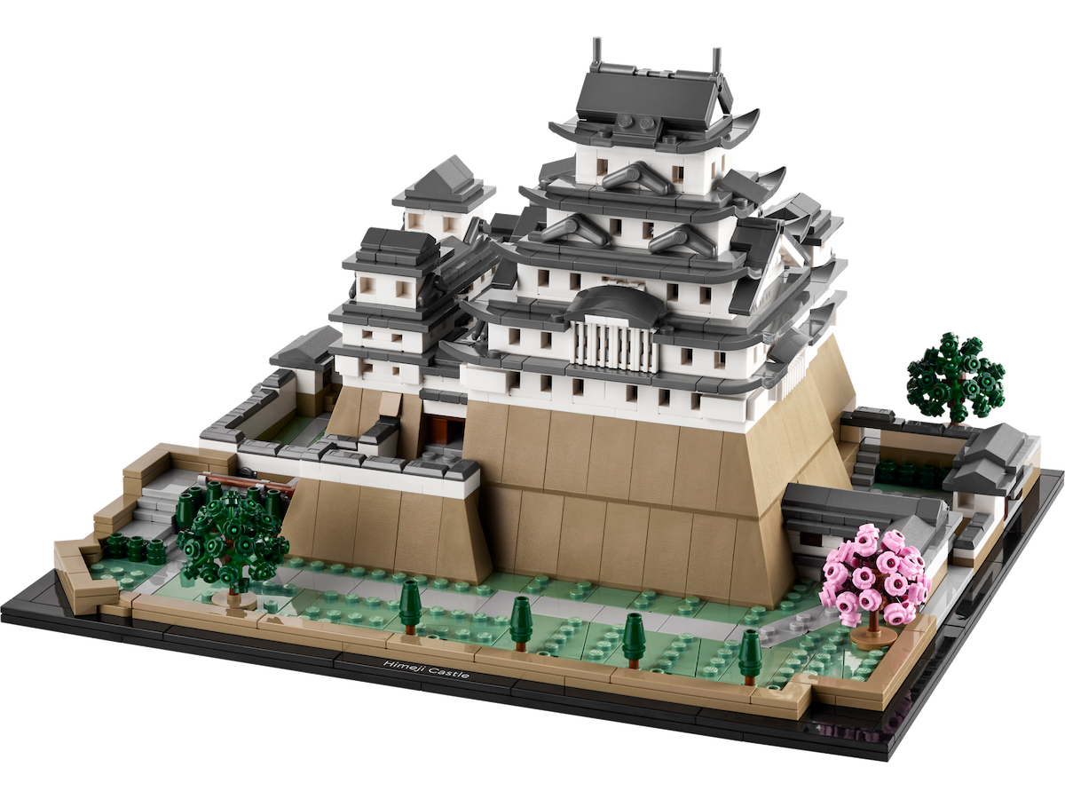 Himeji Castle LEGO set (#21060-1)