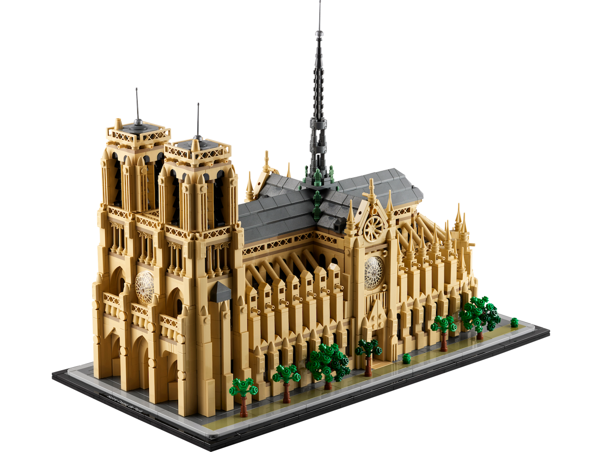 Notre-Dame de Paris LEGO set (#21061-1)