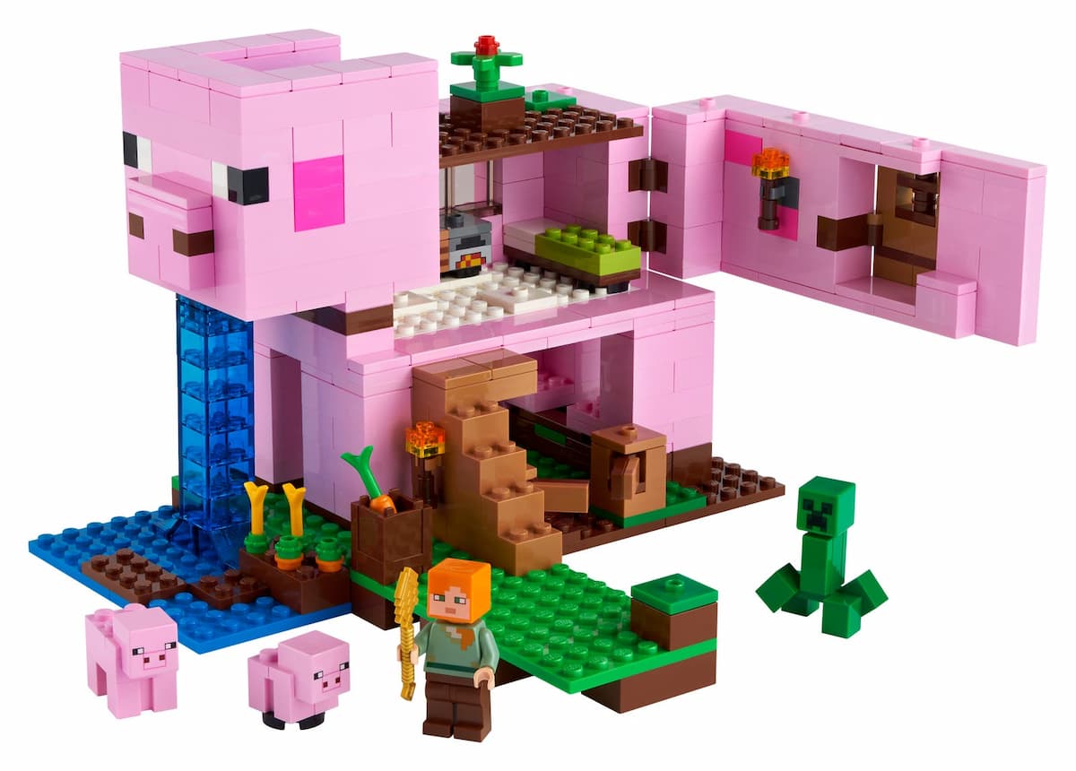 The Pig House LEGO set (#21170-1)