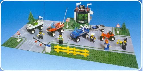 Police Chase LEGO set (#2234-1)