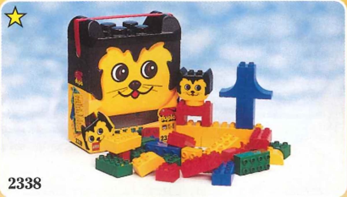 Kitty Cat's Building Set LEGO set (#2338-1, 1995)