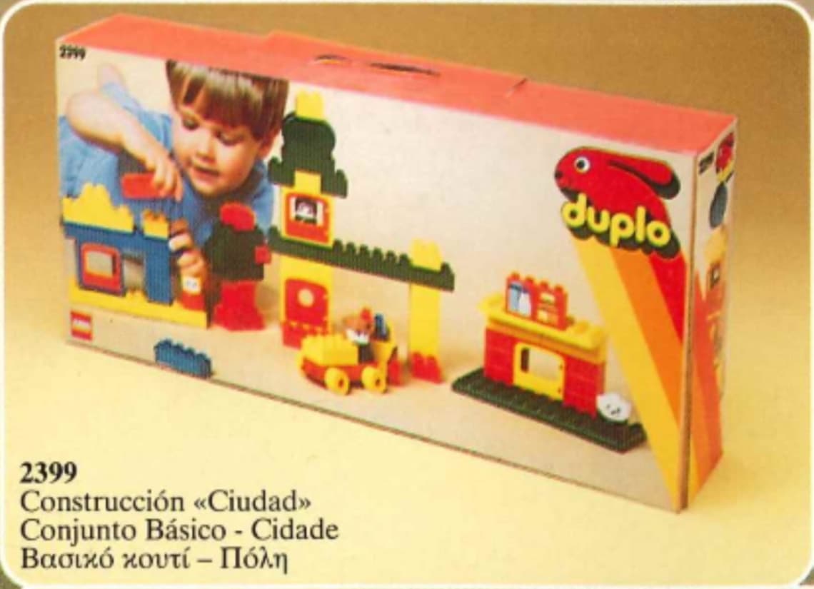 Basic Set (Town) LEGO set (#2399-1)