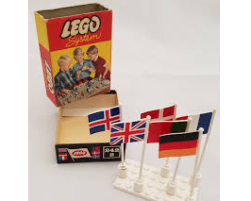 International Flags - Italy, Switzerland, Belgium, Germany, Netherlands LEGO set (#242A-1)