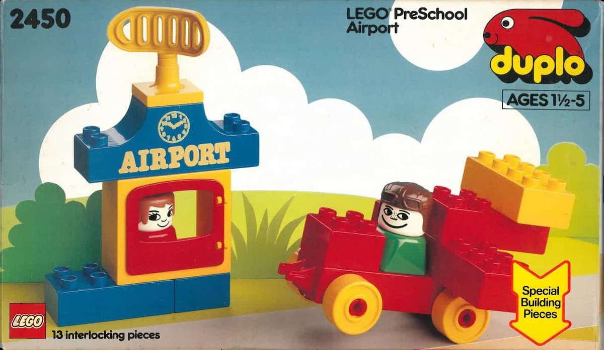 Airport LEGO set (#2450-1, 1990)