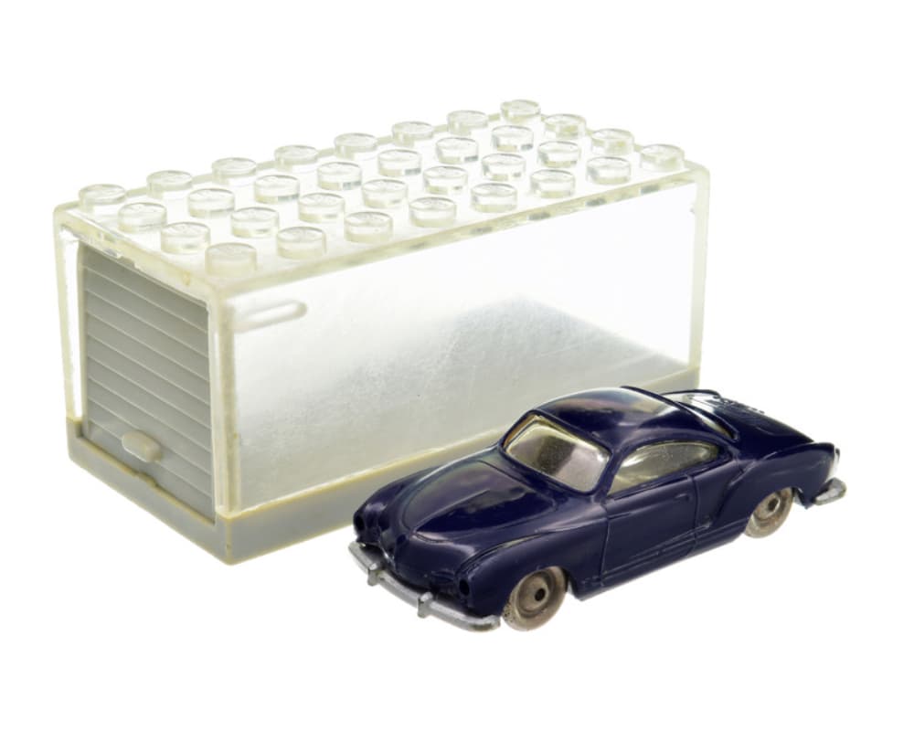 1:87 Karmann Ghia with Garage LEGO set (#265-2)