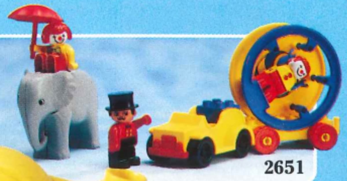Circus Artists LEGO set (#2651-1, 1989)