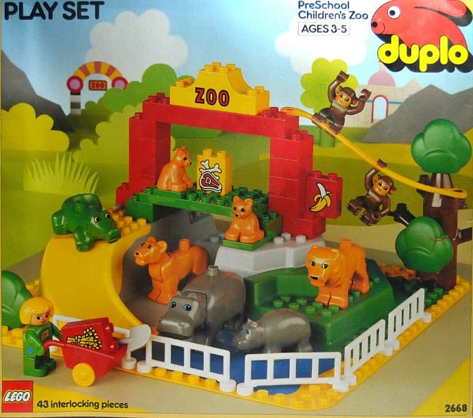 Children's Zoo (Zoo Animal Antics) LEGO set (#2668-1)