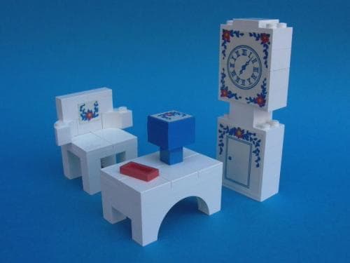 Grandfather Clock, Chair and Table LEGO set (#270-2)