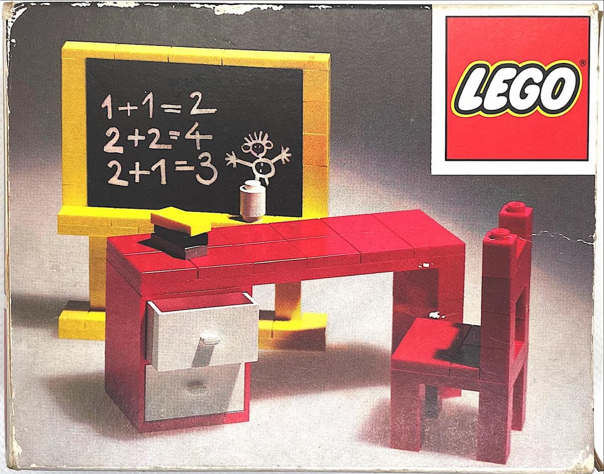 Blackboard and School Desk LEGO set (#291-1)
