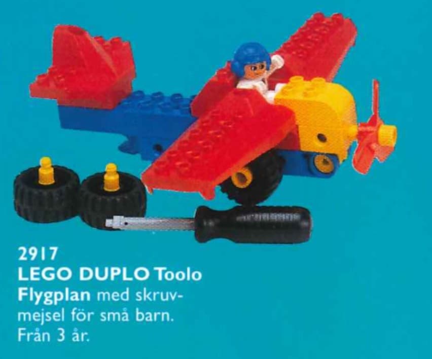 Aeroplane (Airplane) LEGO set (#2917-1)