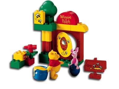 Pooh and Piglet Go Honey-Hunting LEGO set (#2984-1)