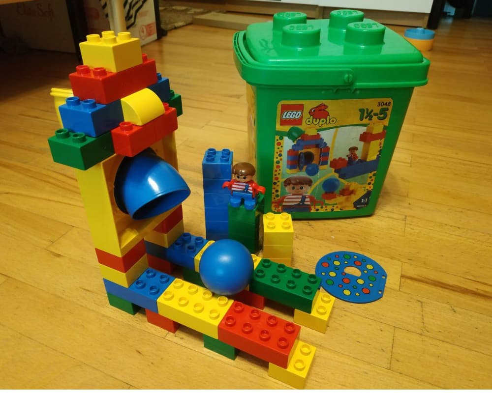 Medium Idea Bucket LEGO set (#3048-1)