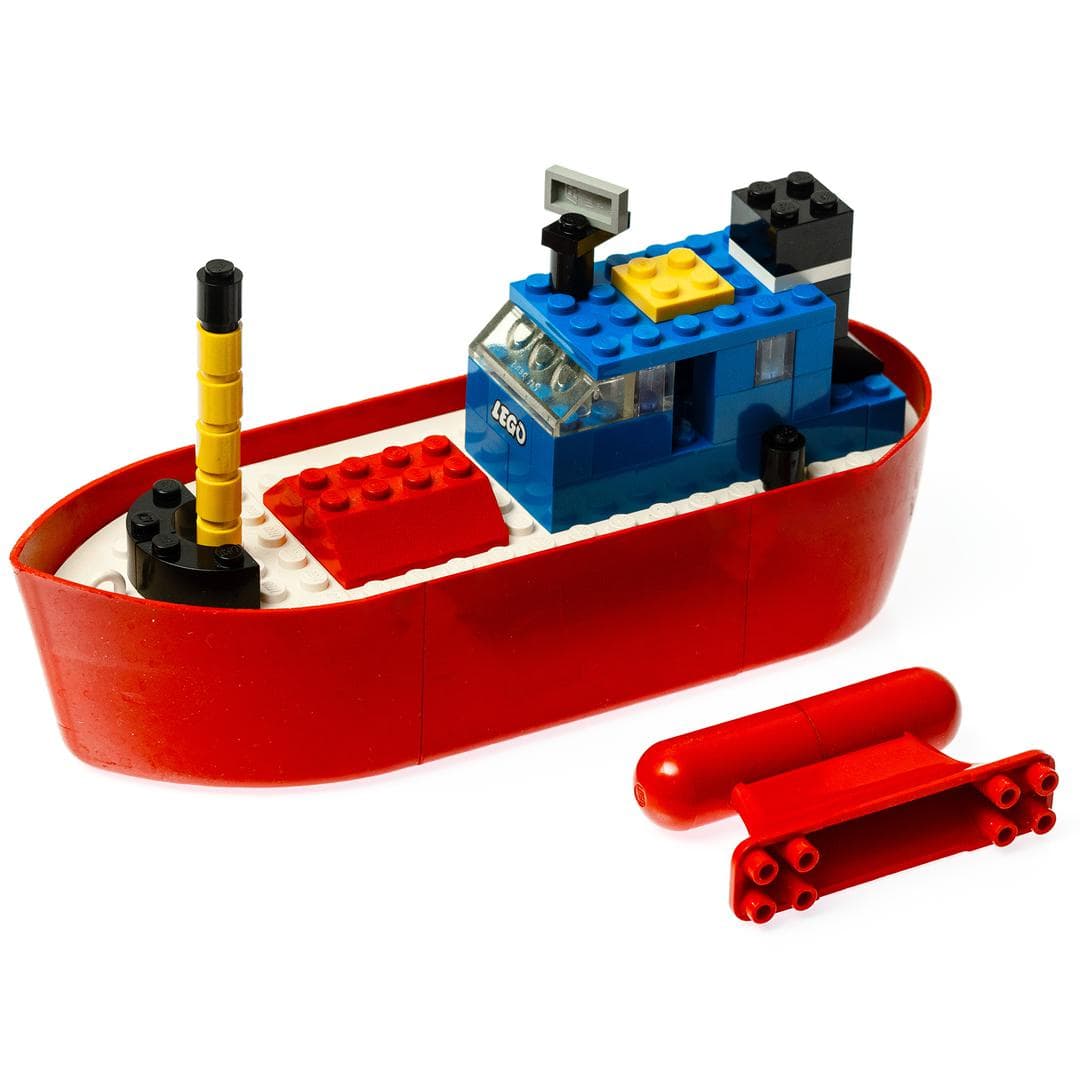Tug LEGO set (#310-3)