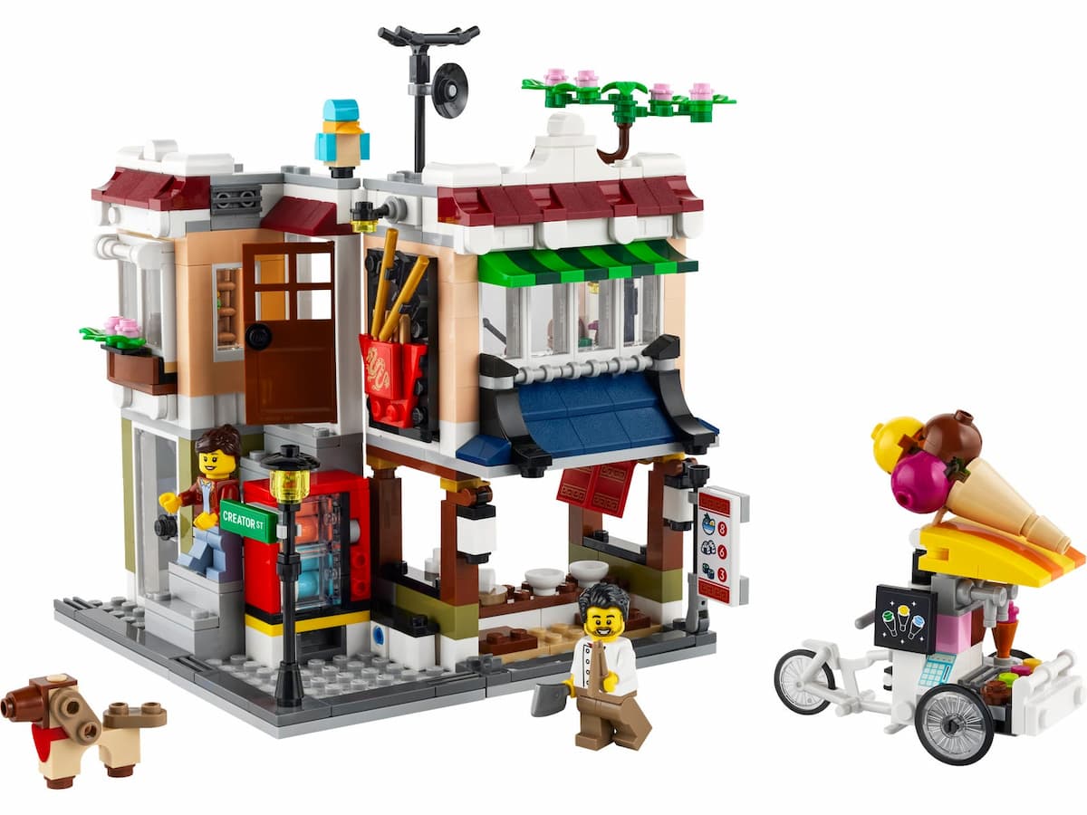 Downtown Noodle Shop LEGO set (#31131-1)