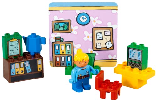 Wendy in the Office LEGO set (#3285-1)