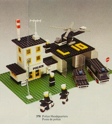Police Headquarters LEGO set (#370-1)
