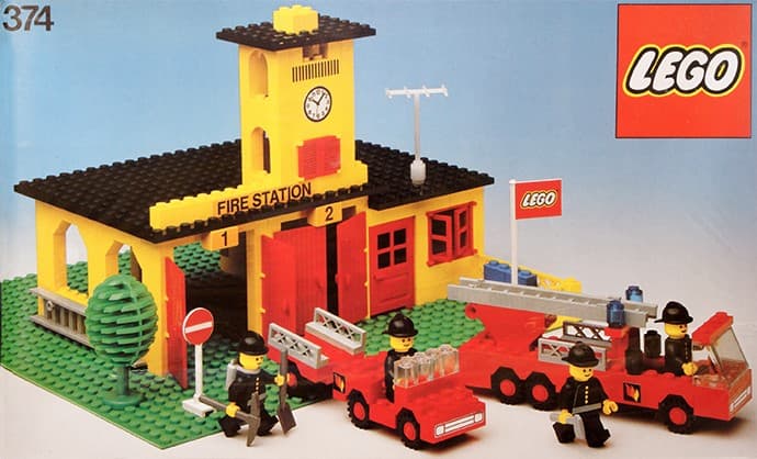 Fire Station LEGO set (#374-1)