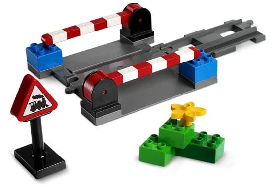 Level Crossing LEGO set (#3773-1)