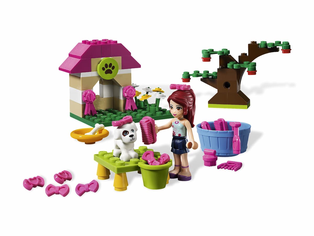 Mia's Puppy House LEGO set (#3934-1, 2012)