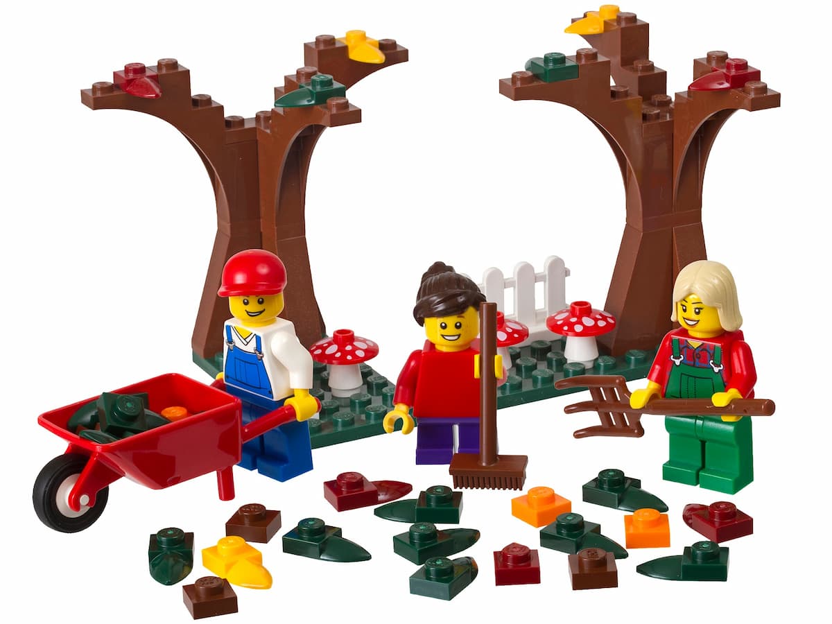 Fall Scene LEGO set (#40057-1)