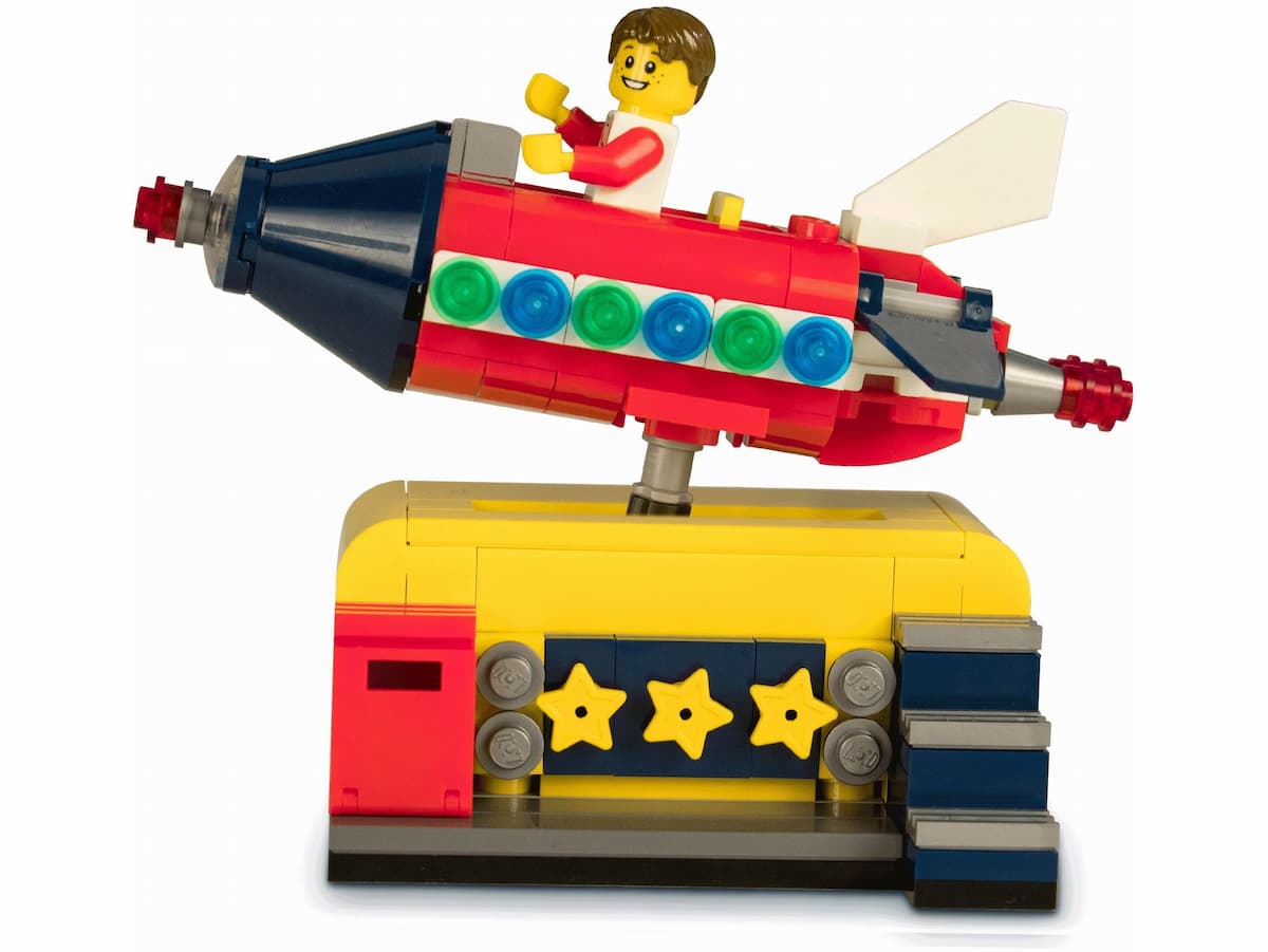 Space Rocket Ride LEGO set (#40335-1)