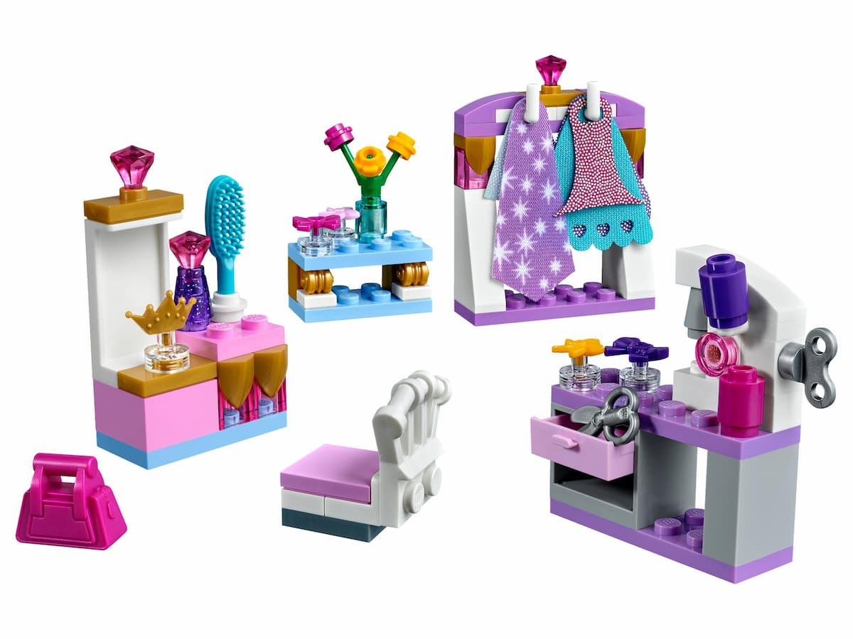 Mini Doll Dress-Up Kit LEGO set (#40388-1)