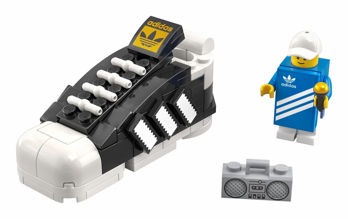 Adidas Originals Superstar LEGO set (#40486-1)