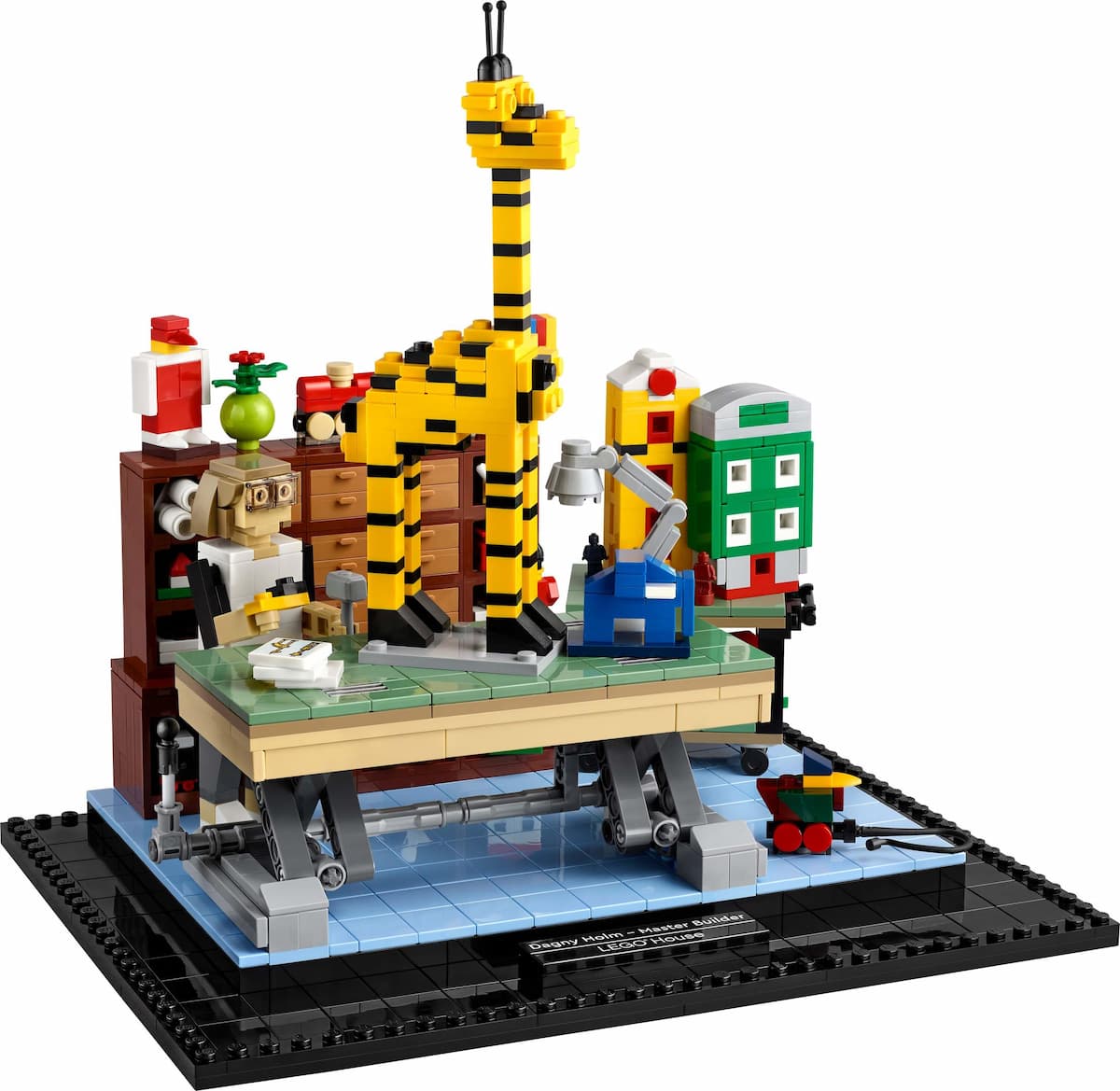 Dagny Holm - Master Builder LEGO set (#40503-1)