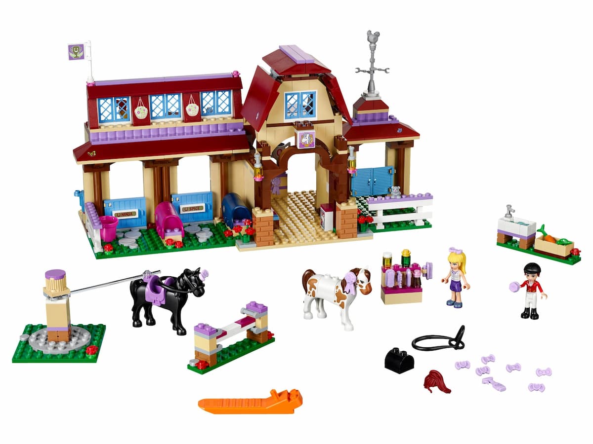 Heartlake Riding Club LEGO set (#41126-1)