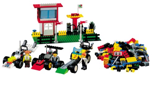 The Race of the Year LEGO set (#4176-1)
