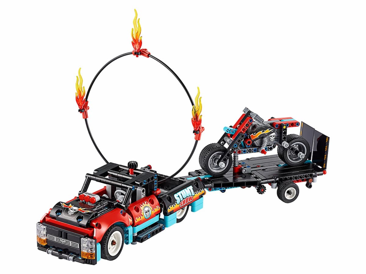 Stunt Show Truck & Bike LEGO set (#42106-1)