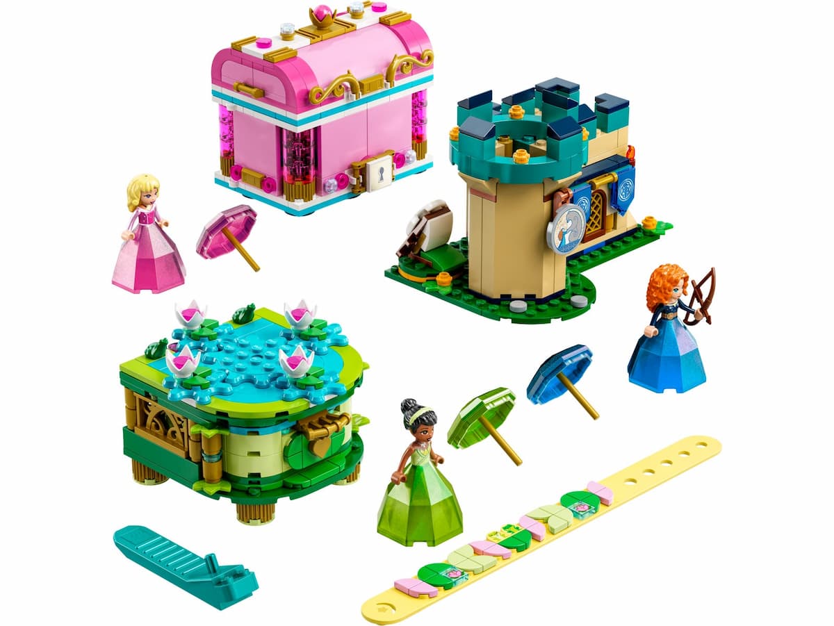 Aurora, Merida and Tiana's Enchanted Creations LEGO set (#43203-1)
