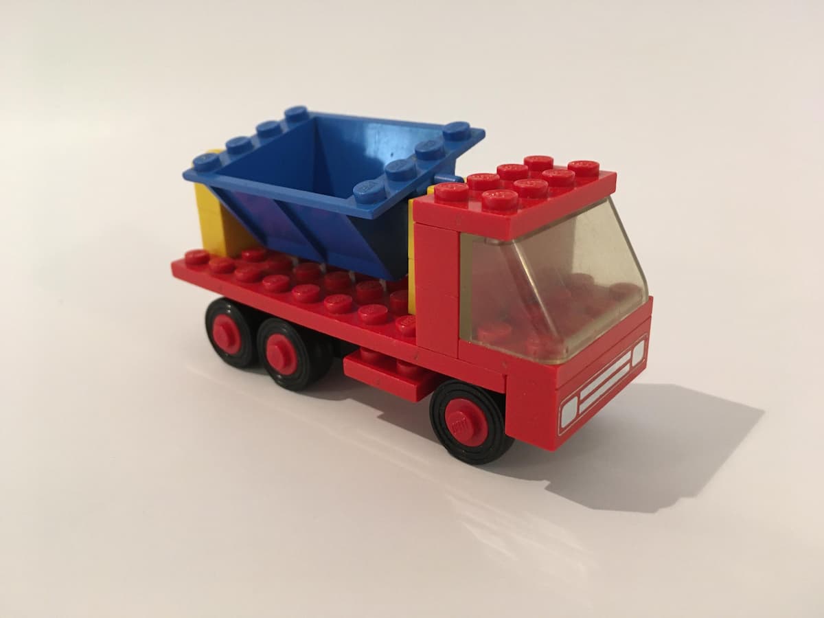 Tipper Truck LEGO set (#435-1)