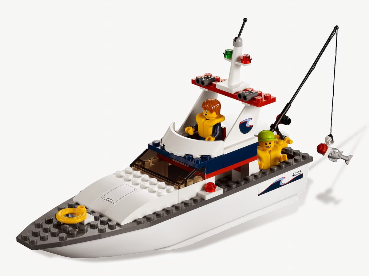 Fishing Boat LEGO set (#4642-1)